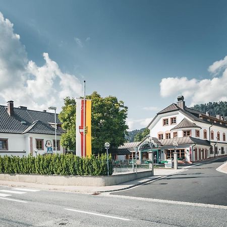 Das Salvator Iris Porsche Landhotel Friesach  Εξωτερικό φωτογραφία
