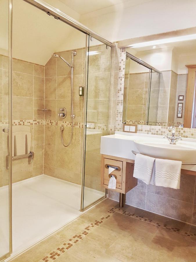 Das Salvator Iris Porsche Landhotel Friesach  Εξωτερικό φωτογραφία
