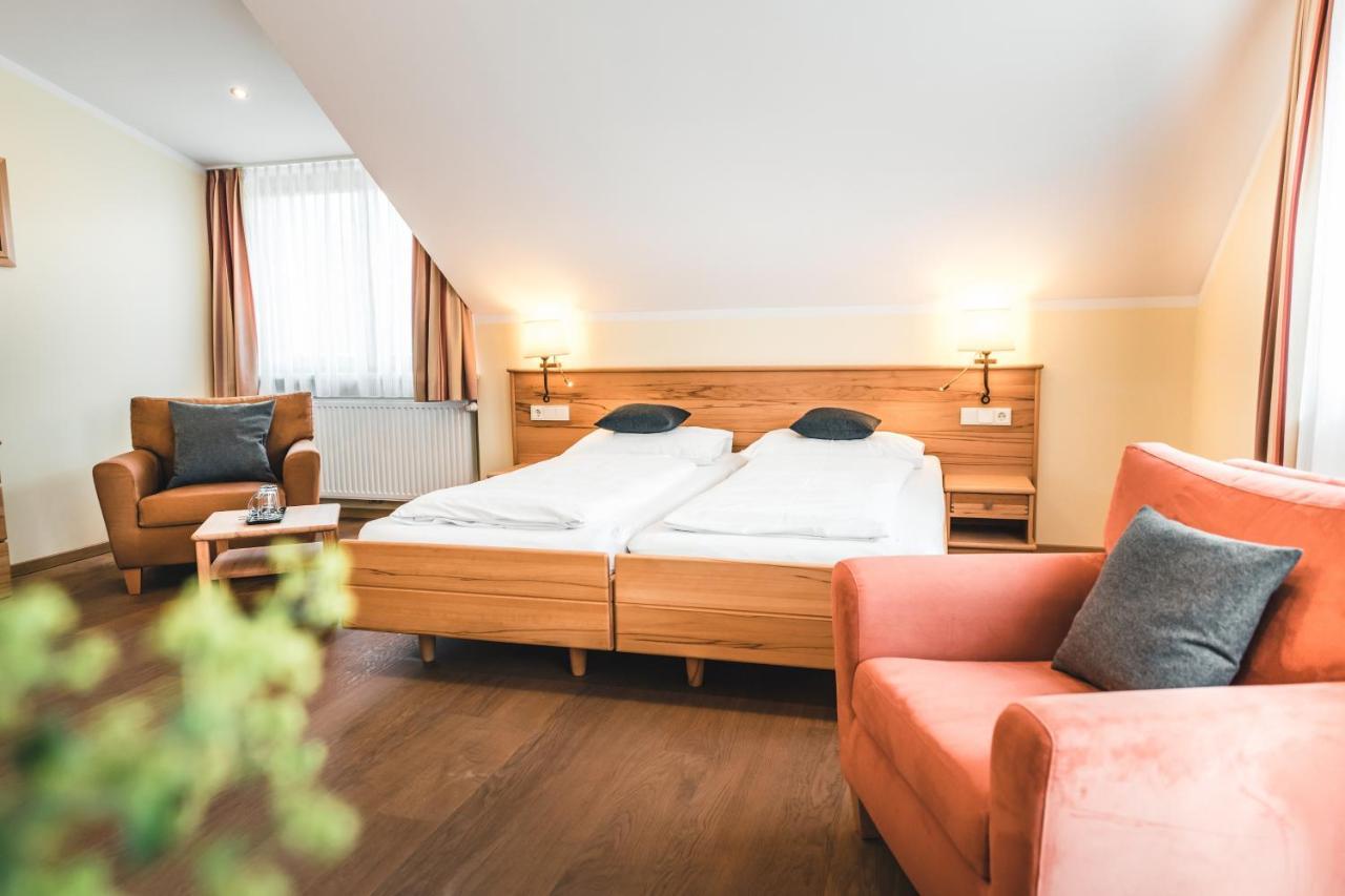 Das Salvator Iris Porsche Landhotel Friesach  Εξωτερικό φωτογραφία