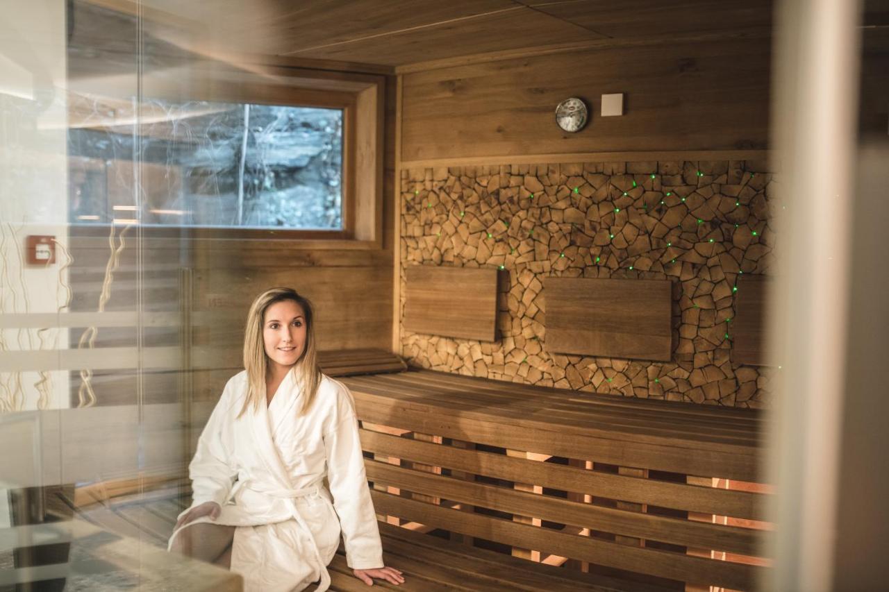 Das Salvator Iris Porsche Landhotel Friesach  Εξωτερικό φωτογραφία