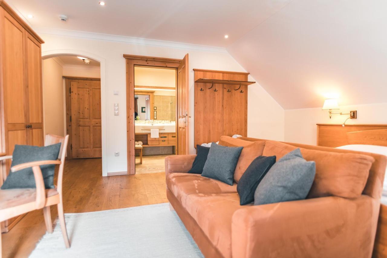 Das Salvator Iris Porsche Landhotel Friesach  Εξωτερικό φωτογραφία