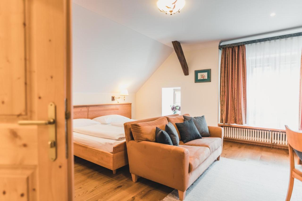 Das Salvator Iris Porsche Landhotel Friesach  Εξωτερικό φωτογραφία