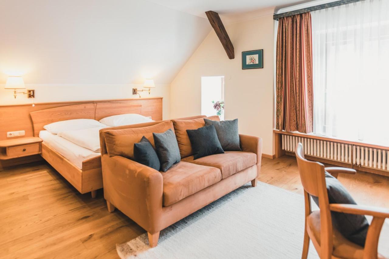 Das Salvator Iris Porsche Landhotel Friesach  Εξωτερικό φωτογραφία